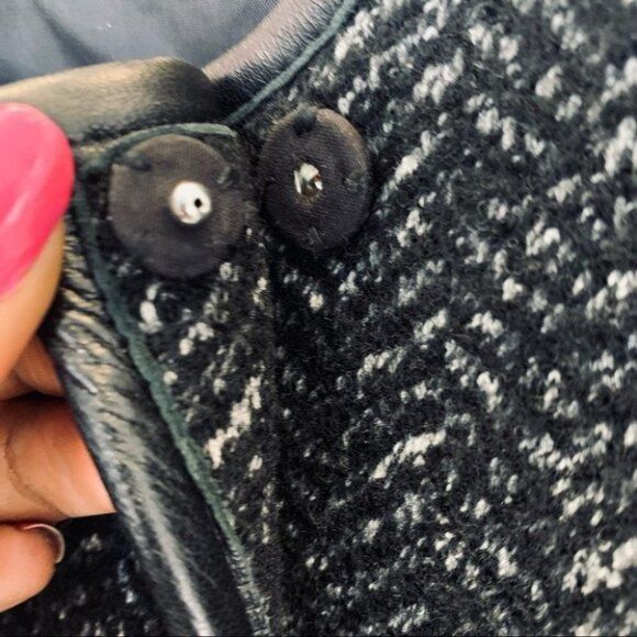 TORY BURCH BLACK WHITE WOOL LEATHER SLEEVELESS LIGHT BELTED  BELT JACKET - Picture 12 of 16